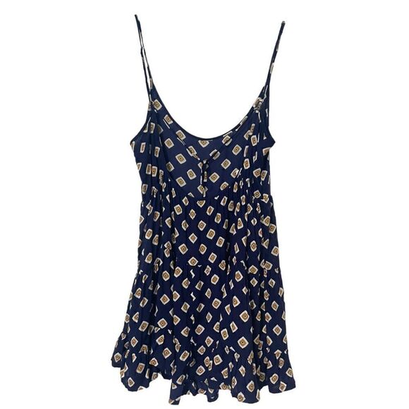 United Colors of Benneton Mini Ruffle Tiered Babydoll Dress Size Medium NWOT - Picture 2 of 8